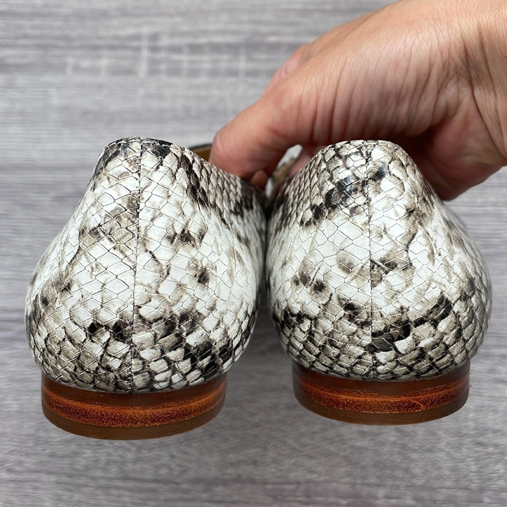 NEW! Talbots Ryan D-Ring Loafers Embossed. 8.5M. - Picture 11 of 15